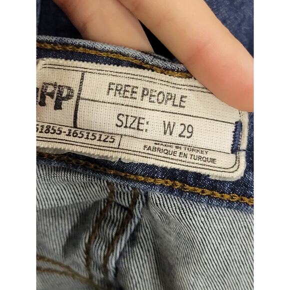 Free People Destroyed Reagan Jeans Size 29 Stretch Denim Button Fly - Picture 11 of 11